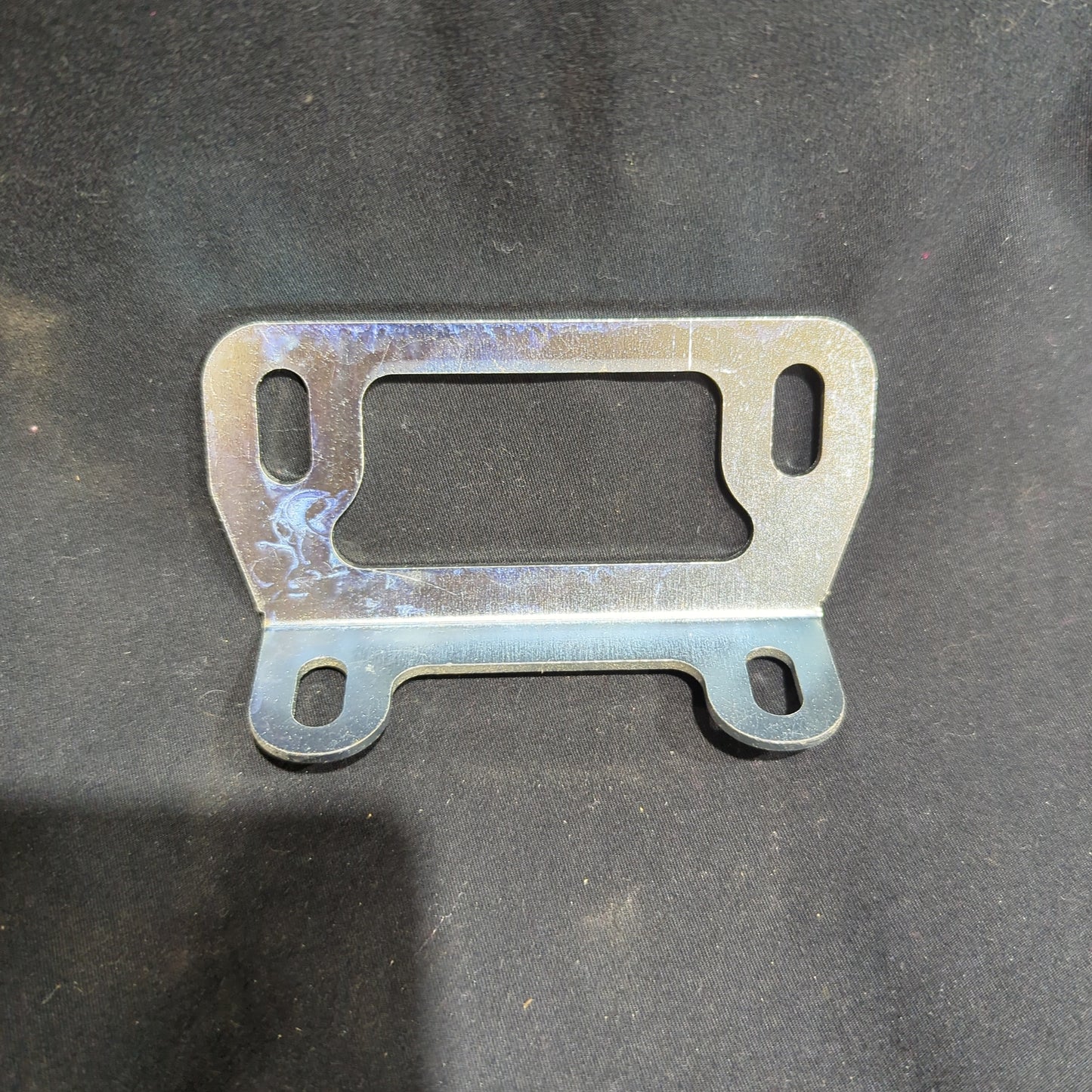 Bracket, Tank Mount Front Plated
